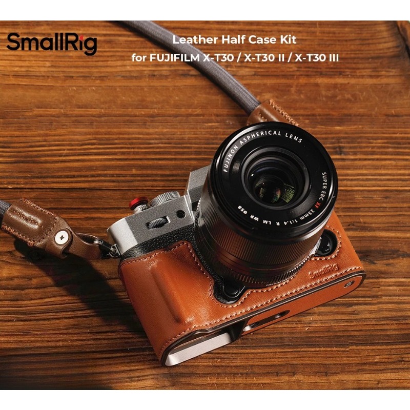 طقم حقيبة جلدية صغيرة من Small - مراجعة Fujifilm Camera X-T30 Ii وسعره