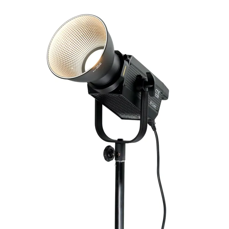 ضوء LED أحادي اللون ثنائي اللو - مراجعة Photography Lighting Brand وسعره
